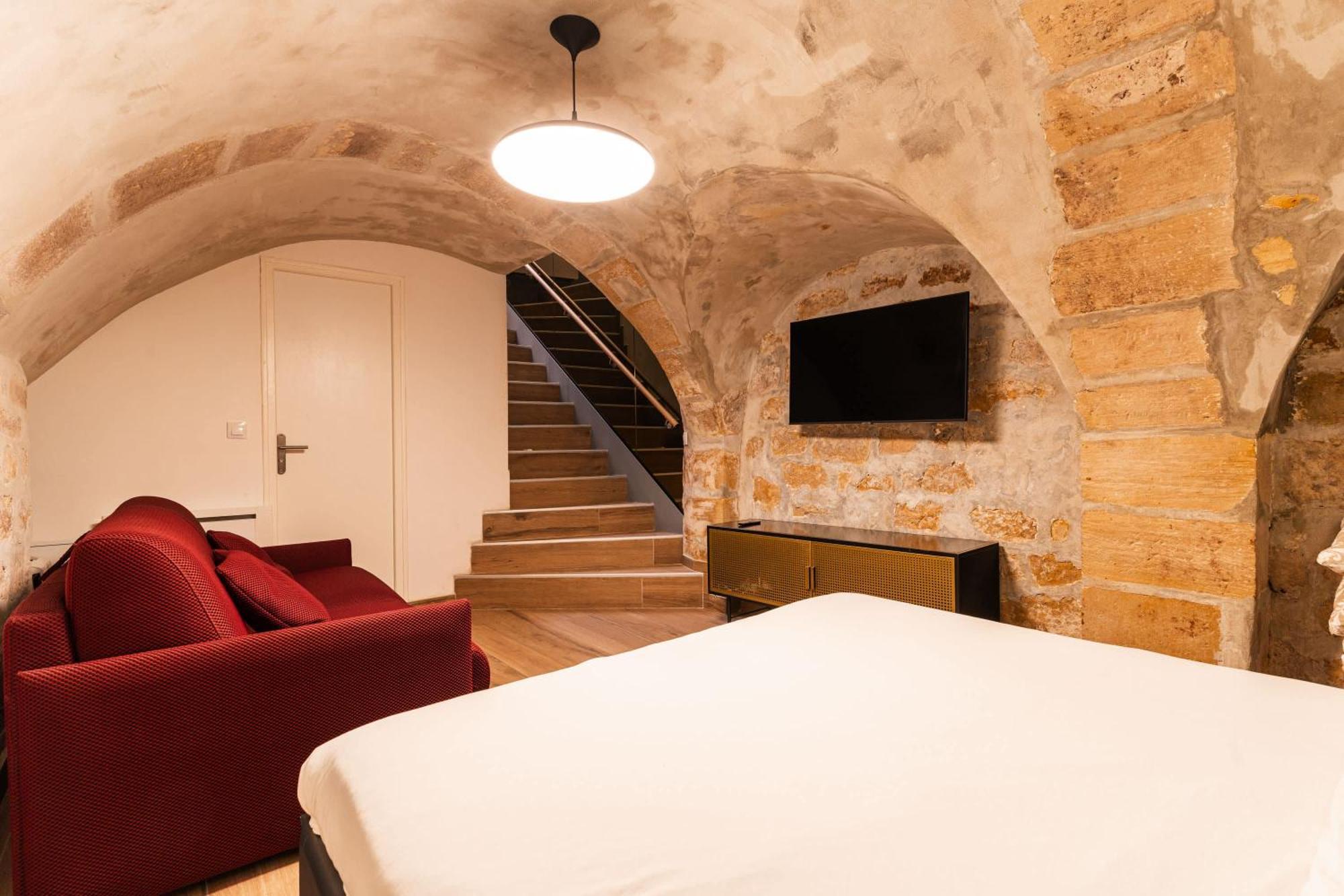 Loft 1 Bedroom Marais, Notre Dame Ac By Lcc Agency Parijs